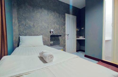 Chana Songkhram Hotel | KS HOUSE