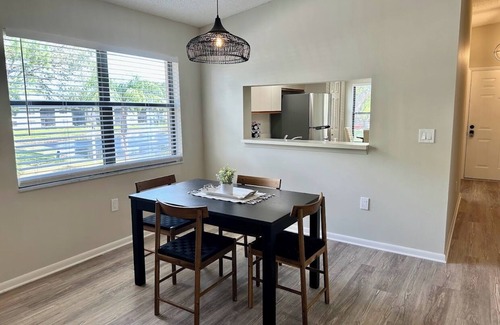 Trailer Estates Apartment | KS-near Beaches and IMG, Pool, Tennis, Pickleball, Shorewalk condo 2 Bedroom/2 Bath