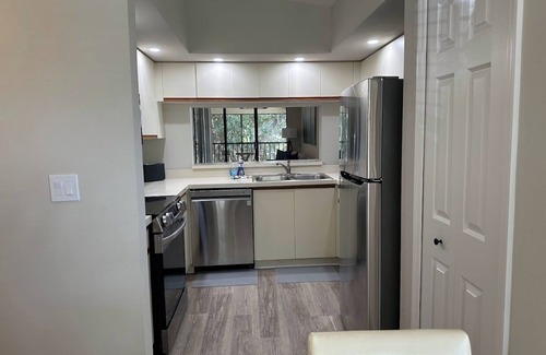 Trailer Estates Apartment | KS-near Beaches and IMG, Pool, Tennis, Pickleball, Shorewalk condo 2 Bedroom/2 Bath