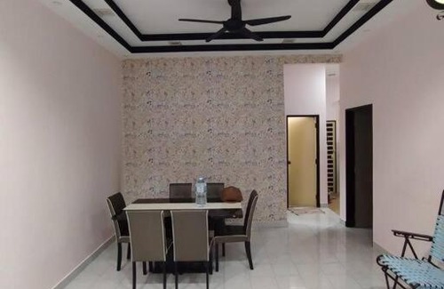 Hulu Selangor House | KS Villa Homestay Kuala Kubu Bharu