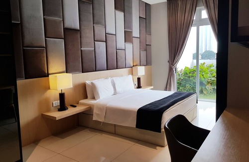 Taman Century Resort | KSL Hotel & Resort