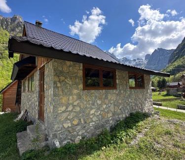 Montenegro House | Kuća broj 15