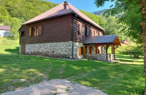 Kolasin Municipality House | Kuća za odmor Grujić