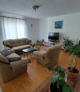 Kastel Stari Apartment | Kuća za odmor-Mladen