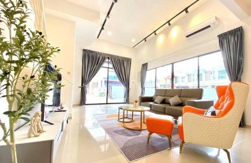 Kuala Selangor House | Kuala Selangor Modern Homestay with Pool 20pax