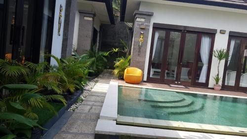 By Pass Ngurah Rai House | Kubu Nesa