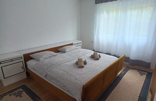 Kulen Vakuf Apartment | Kuca za odmor Una-Mia