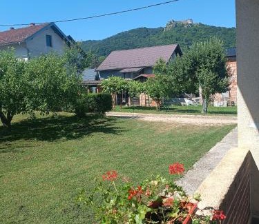 Kulen Vakuf Apartment | Kuca za odmor Una-Mia