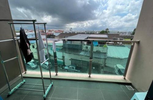 Taman Liong Seng Apartment | Kuching Apartment @Roxy Apartment 3rd mile