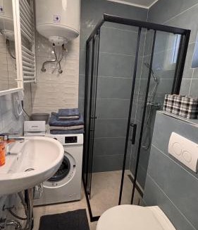 Siklos Apartment | KukoriQ 1 Apartman