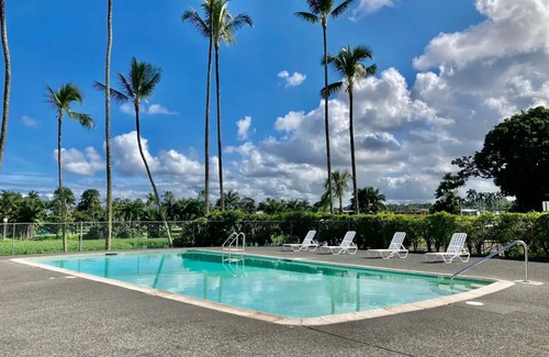 Hilo Condo | Kulani - 2 bd Spectacular Views, A/C, Pool, WI-FI