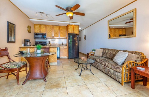 Honokowai Condo | Kuleana #303: Oceanfront Gem with King Bed and Pool plus Summer Rates!