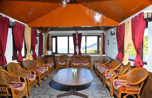 Gagar Hotel | Kumaon Roop Resort Near Kainchi Dham
