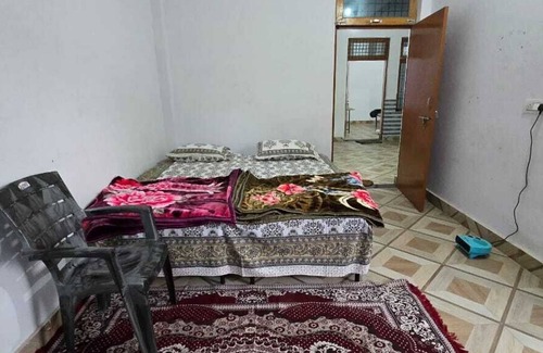 Jhusi Bed & Breakfast | Kumbh Stays