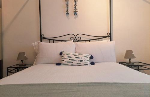 Collina d'Oro Apartment | Kümin Lake View by Quokka 360 - with direct access to the lake