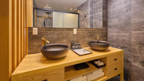 Oishi Hotel | Kumonoue Fuji Hotel Premium room - No Mt Fuji view with open-air bath