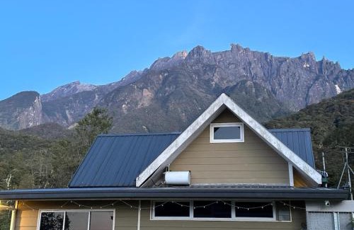 Kundasang House | Kundasang Komfy Villa with Mount Kinabalu View