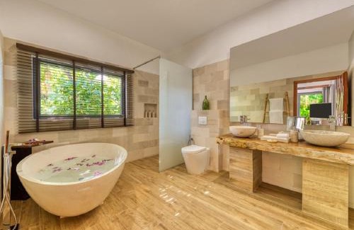 Kuredhivaru Resort | Kuredhivaru Resort and Spa - Maldives