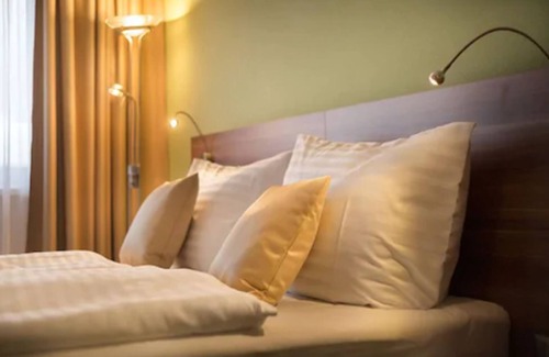 Neualbenreuth Hotel | Kurhotel Pyramide Sibyllenbad