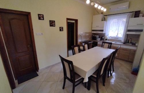 Hajduszoboszlo Apartment | Kurucz Vendégház Hajdúszoboszló