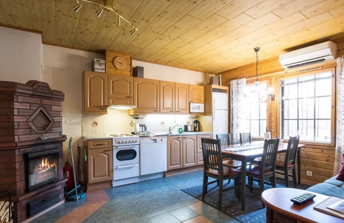 Akaslompolo House | Kurunkynsi I by Interhome