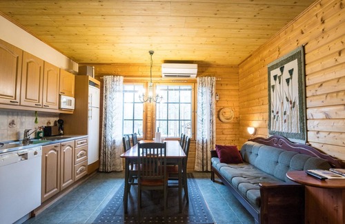 Akaslompolo House | Kurunkynsi I by Interhome