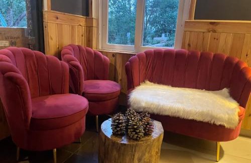 Palampur Bed & Breakfast | Kut House