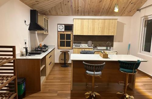 Palampur Bed & Breakfast | Kut House