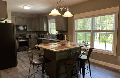 Gilbertsville House | KY Lake House 1 mile from Moors Resort w Boat Slip and Golf Cart -Prime Location