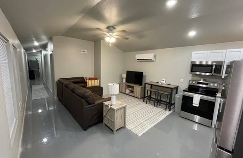 Sallisaw House | Kyn’s Kozy Kabin