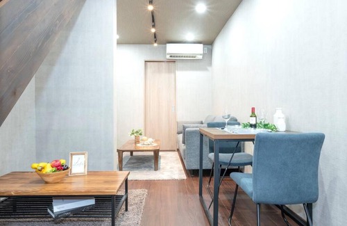 Miyakojima Apartment | Kyobashi house Entire house for rentー 京橋一軒家完全貸切