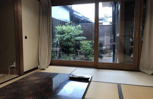 Kita Ward House | Kyomachiya inn where you can enjoy Sushi snd kyoto cuisine