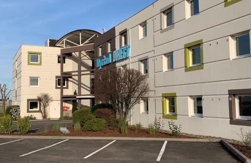 Gerzat Hotel | Kyriad Direct Clermont Ferrand Nord Gerzat