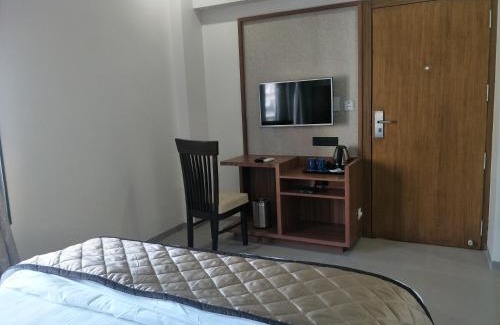 Solapur Hotel | Kyriad Hotel Solapur by OTHPL
