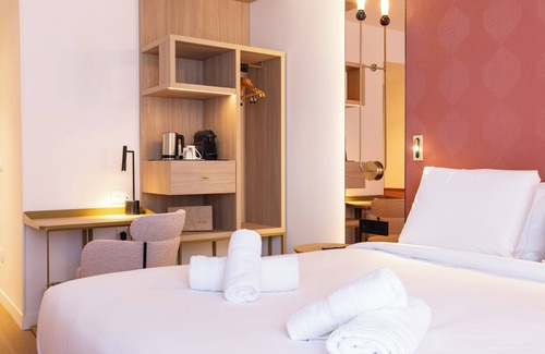 Bois-Colombes Hotel | Kyriad Prestige Asnieres-sur-seine