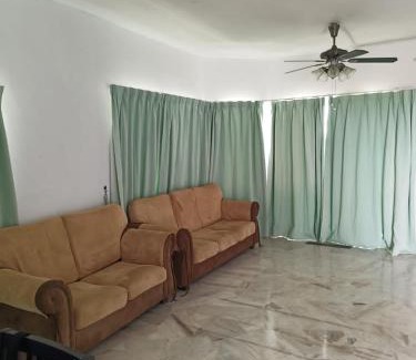 Baharu Apartment | KZ Homestay PD