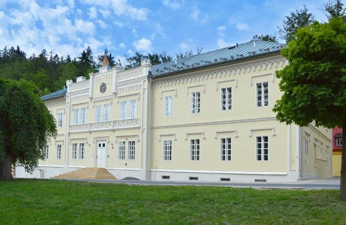 Lazne Kynzvart Hotel | Lázeňský dům Orlík