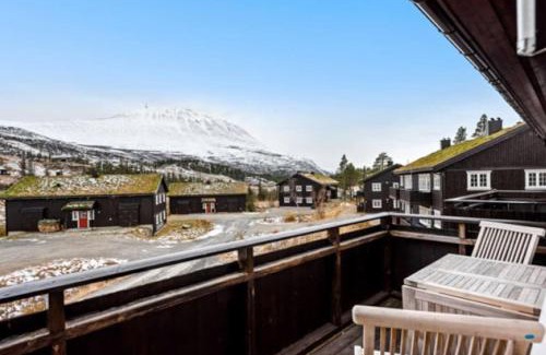 Atra Apartment | Lägenhet med utsikt mot Gaustatoppen, ski in ski out