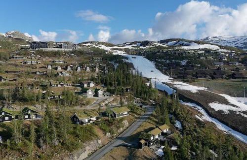 Atra Apartment | Lägenhet med utsikt mot Gaustatoppen, ski in ski out
