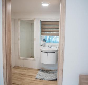 Kiskunhalas House | Léleksimogató Vendégház
