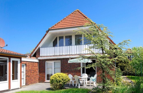 Werdum Apartment | Lübbert W2 - Vacation Apartments Haus Konteradmiral Ulrich Lübbert