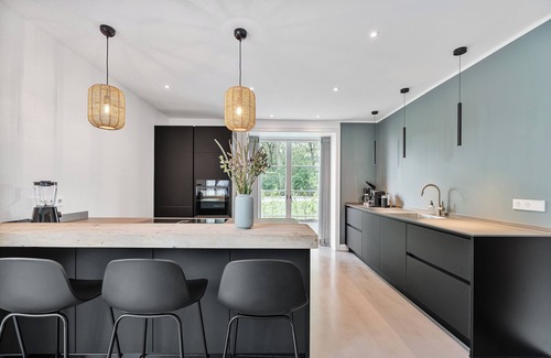 Tating House | Lütt Medehop - Modern vacation home in a very special style!