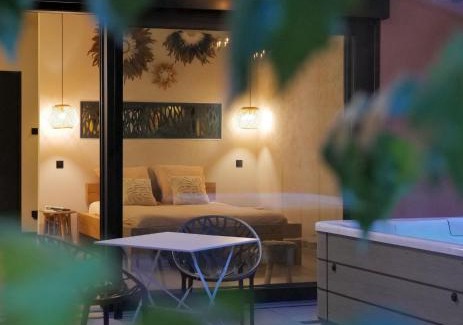 Saint-Etienne-les-Remiremont Apartment | L'écolodgia suite & spa