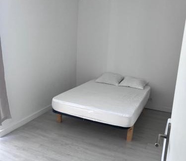 La Reole Apartment | L Échappée Réolaise