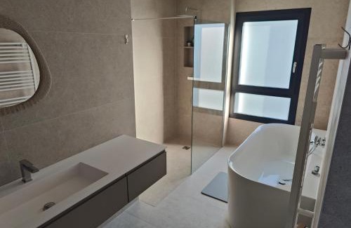 Bourgfelden Bed & Breakfast | L'Écrin Ludovicien Spa & chambres design aux portes de Bâle