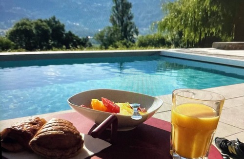 Saint-Savin House | L'élégance en Plein Coeur des Pyrénées