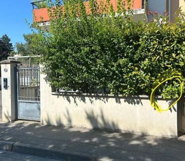 Pont des Demoiselles-Montaudran-La Terrasse Apartment | L'Émile Lécrivain parking facile