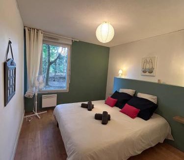 Pont des Demoiselles-Montaudran-La Terrasse Apartment | L'Émile Lécrivain parking facile