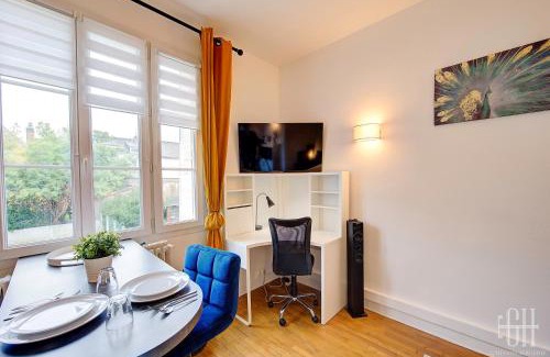 Saint-Pierre-des-Corps Apartment | L'Agapanthe - Proche Gare