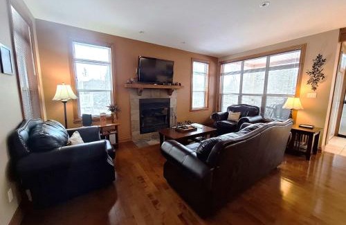 Mont-Tremblant Ski Chalet | L'Aiglon - Nature Golf and Relaxation in Mont-Tremblant